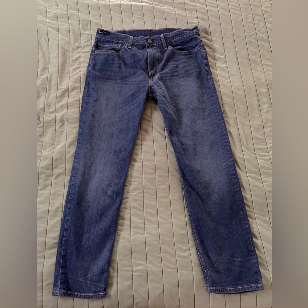 Levi Strauss men’s 502 jeans. W36 L32. Barely worn and in excellent condition.
